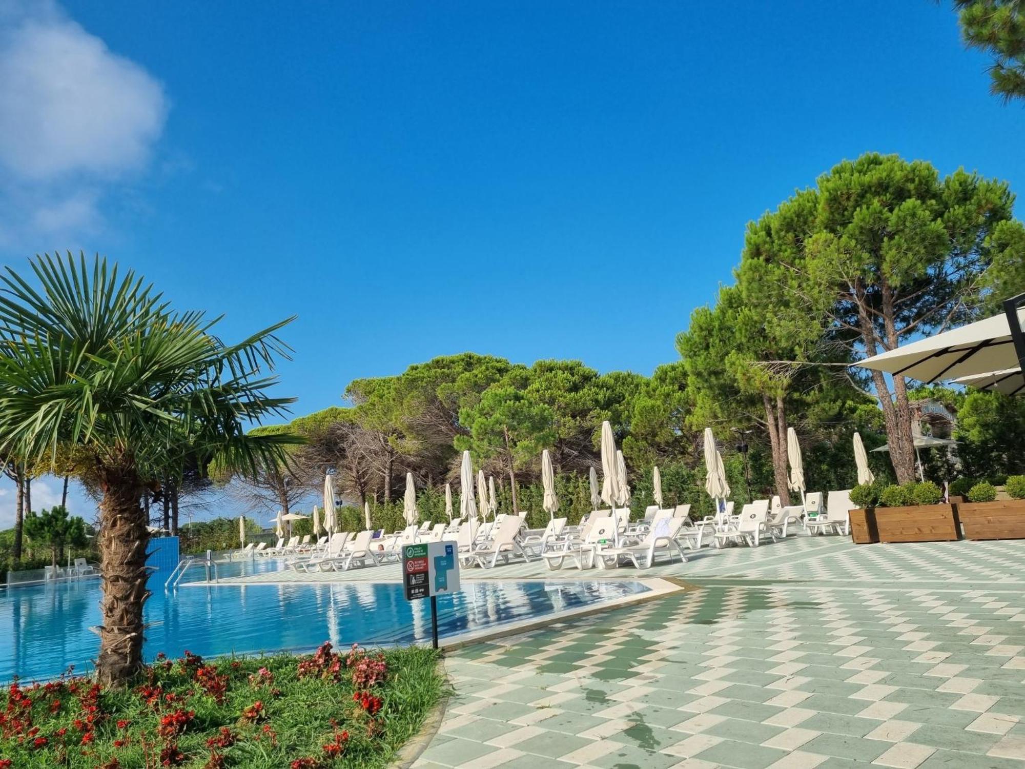 Modern Villas At Perla Resort Дуррес Экстерьер фото