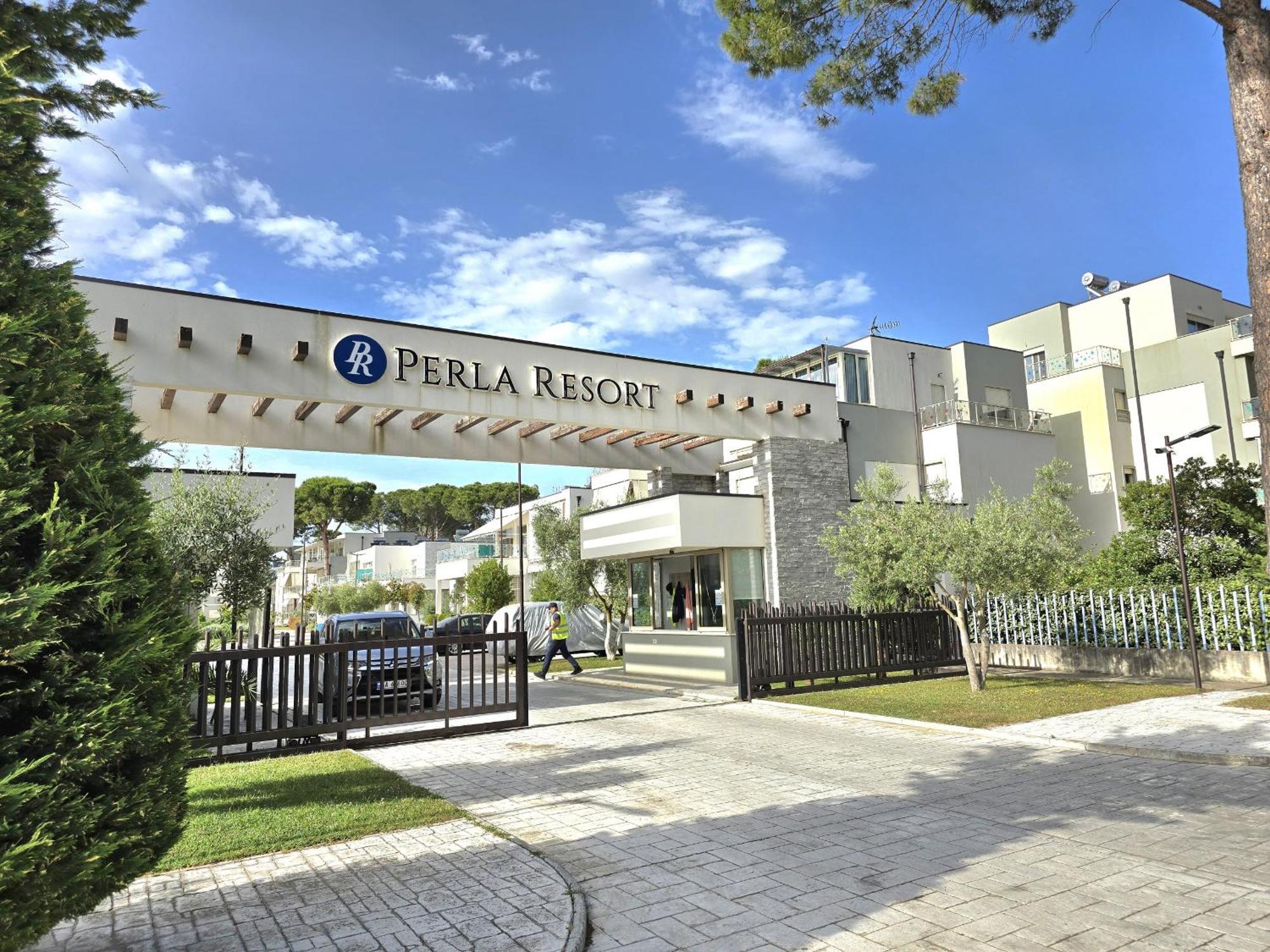 Modern Villas At Perla Resort Дуррес Экстерьер фото