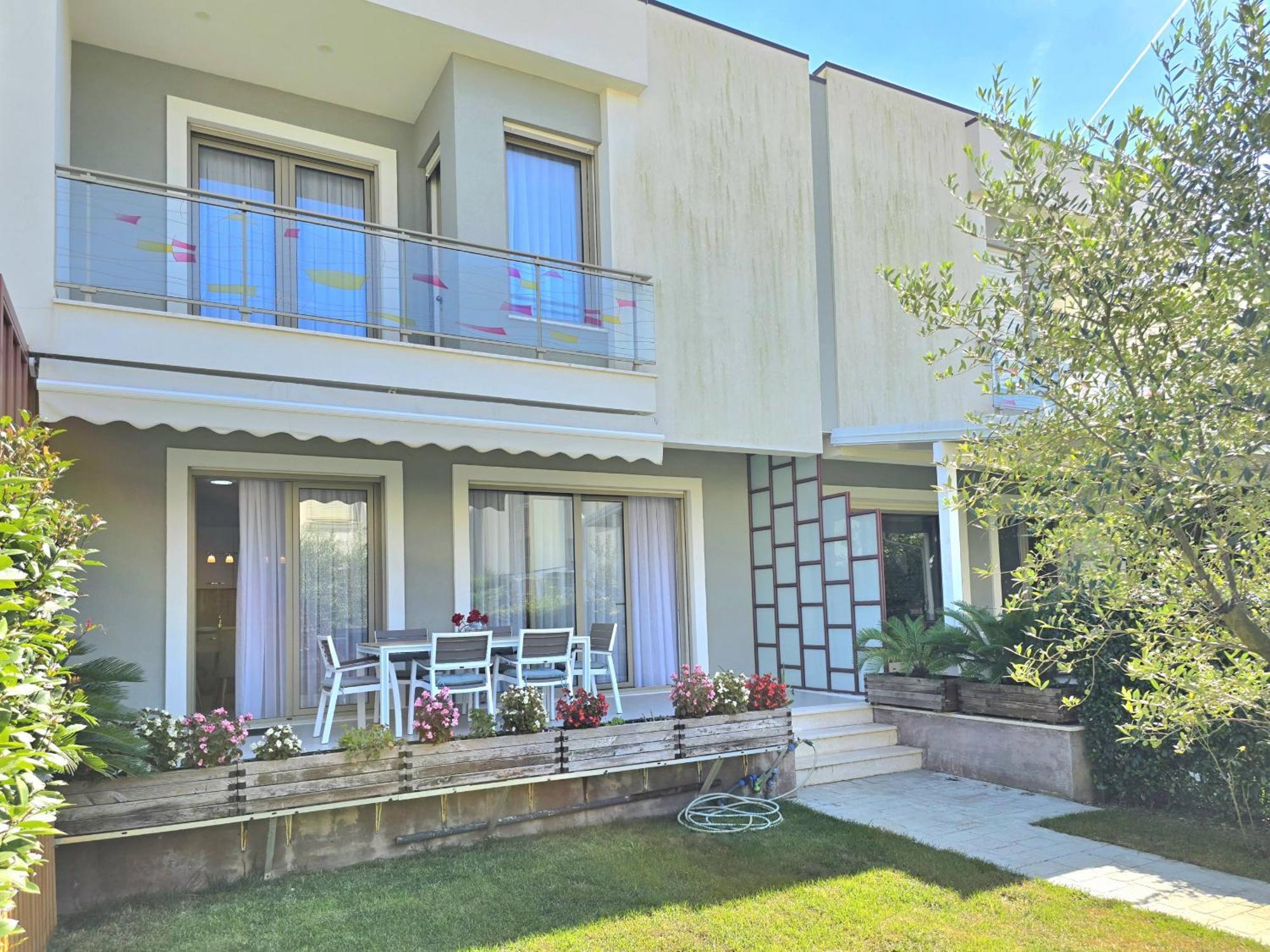 Modern Villas At Perla Resort Дуррес Экстерьер фото