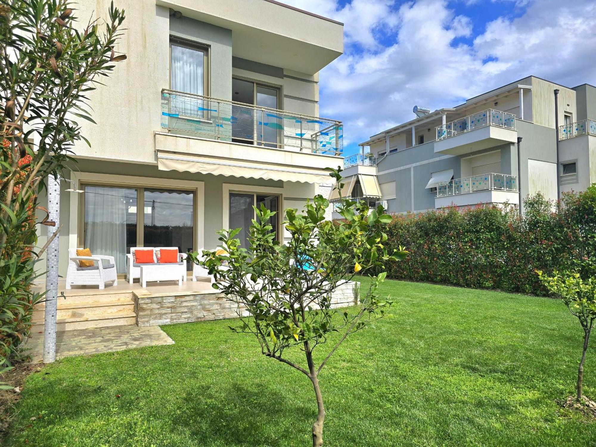 Modern Villas At Perla Resort Дуррес Экстерьер фото